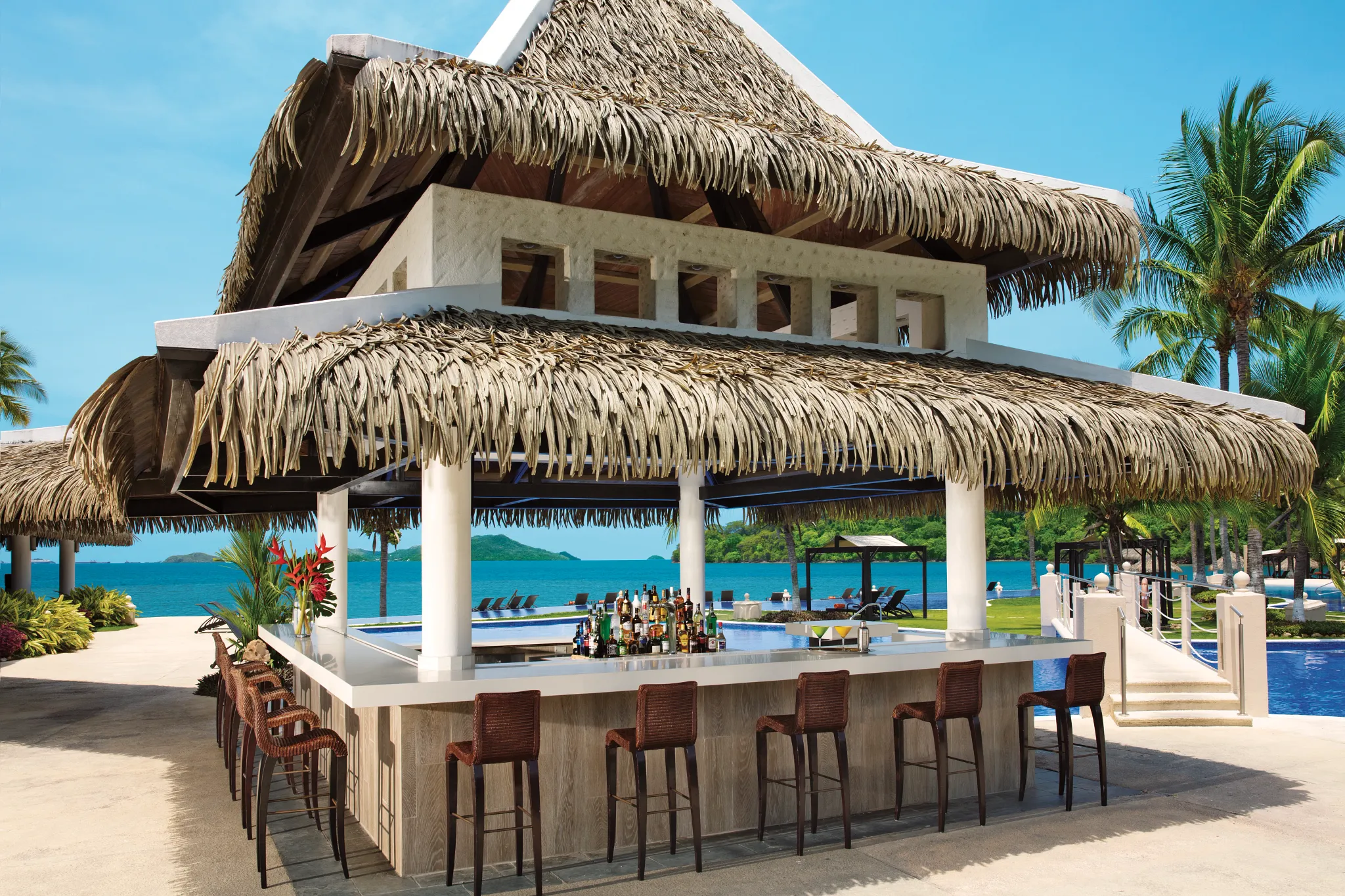 Outdoor Barracuda Bar Next to the Pool