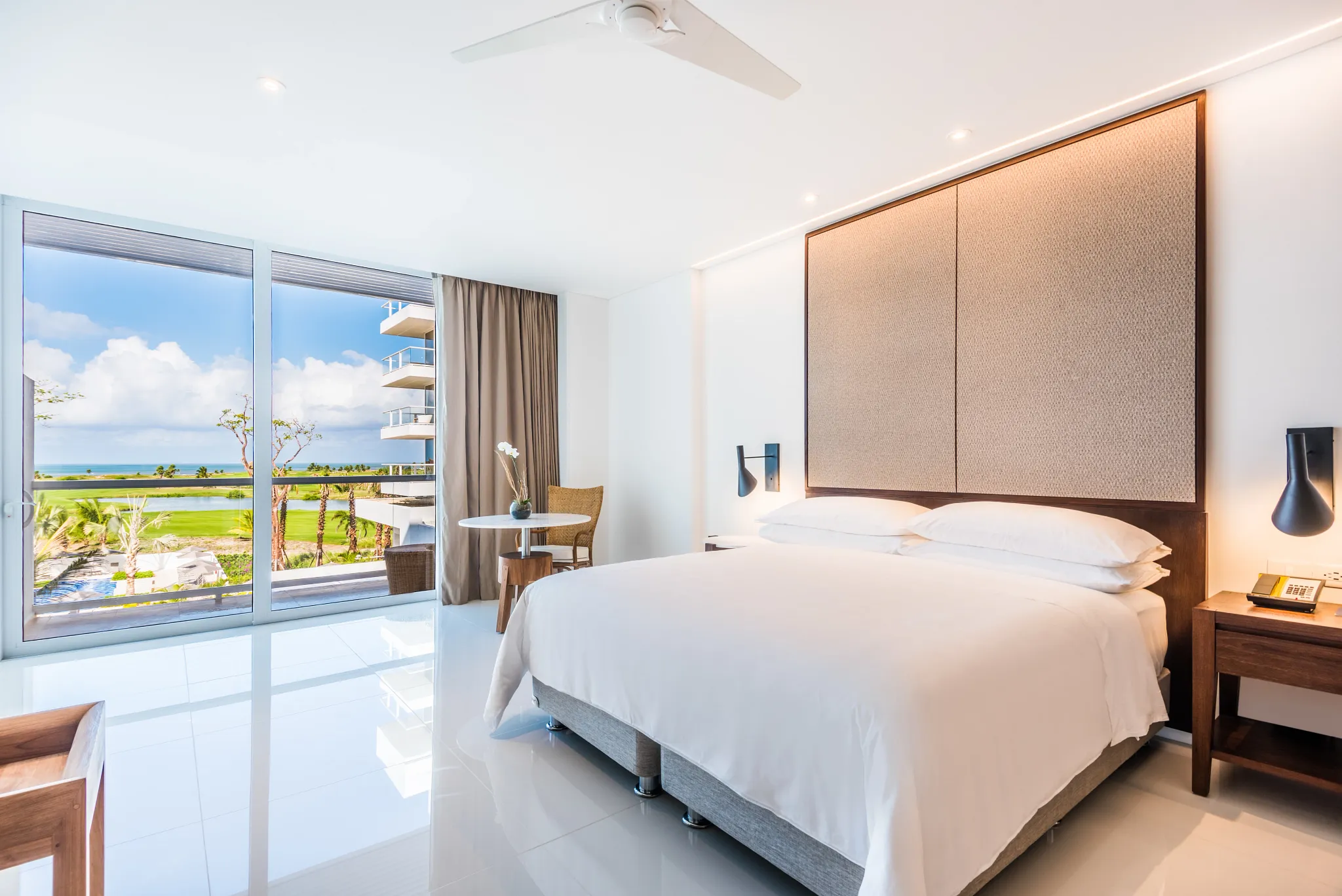 PC Junior Suite Ocean View king room — Dreams Karibana Cartagena