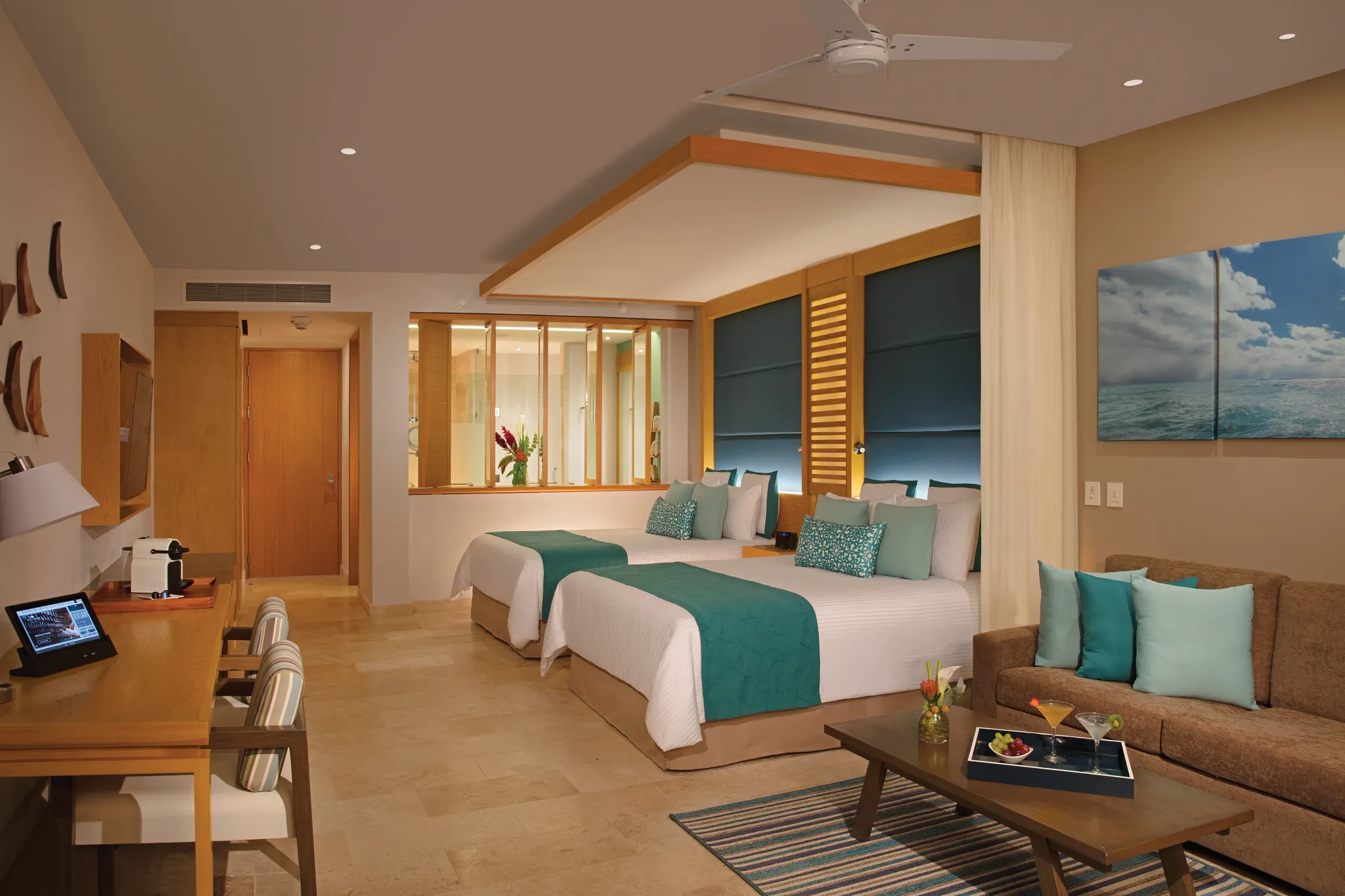 Preferred Club Family Suite junior bedroom Dreams Playa Mujeres