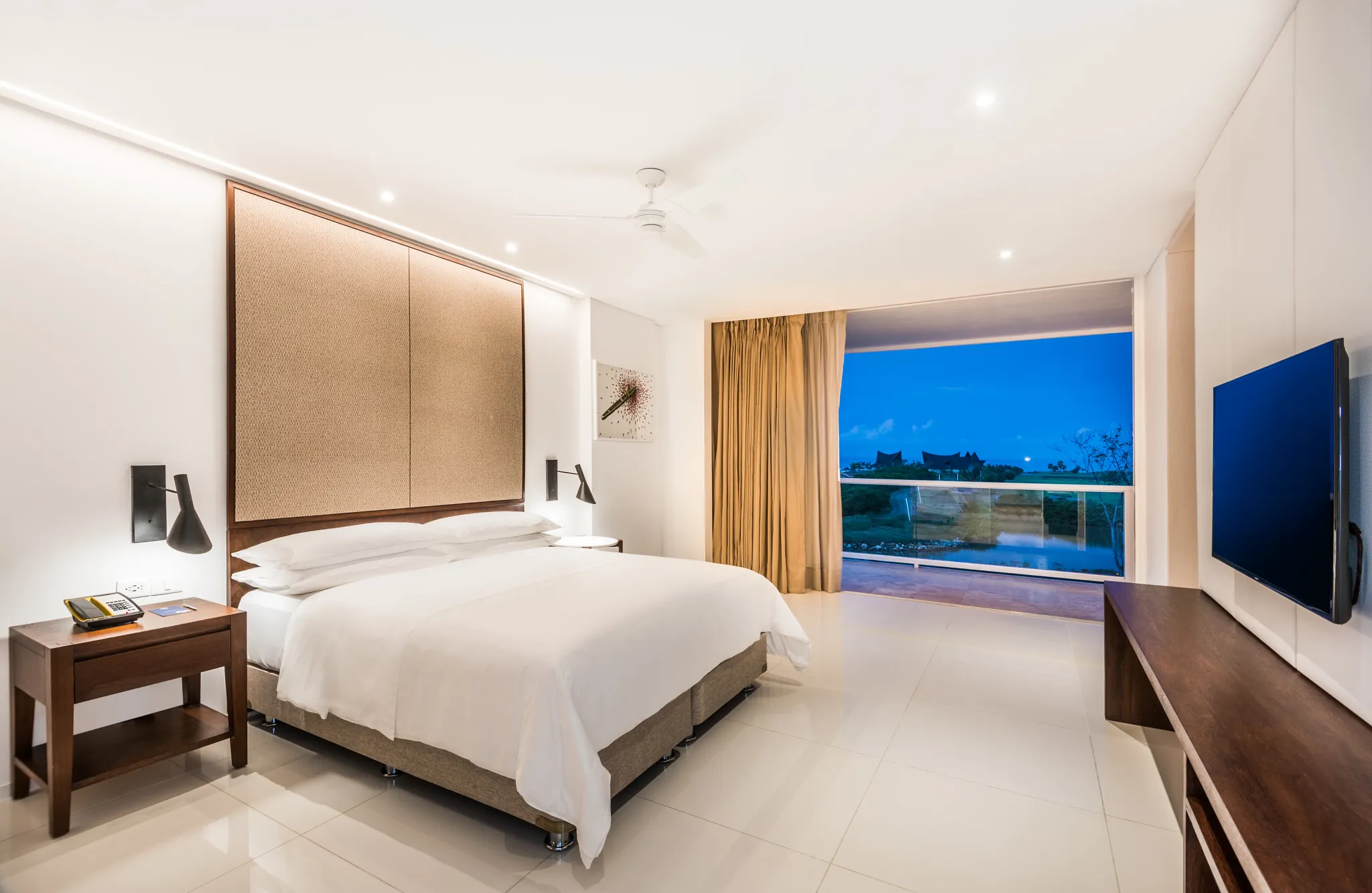 Junior Suite Partial Ocean View room — Dreams Karibana Cartagena