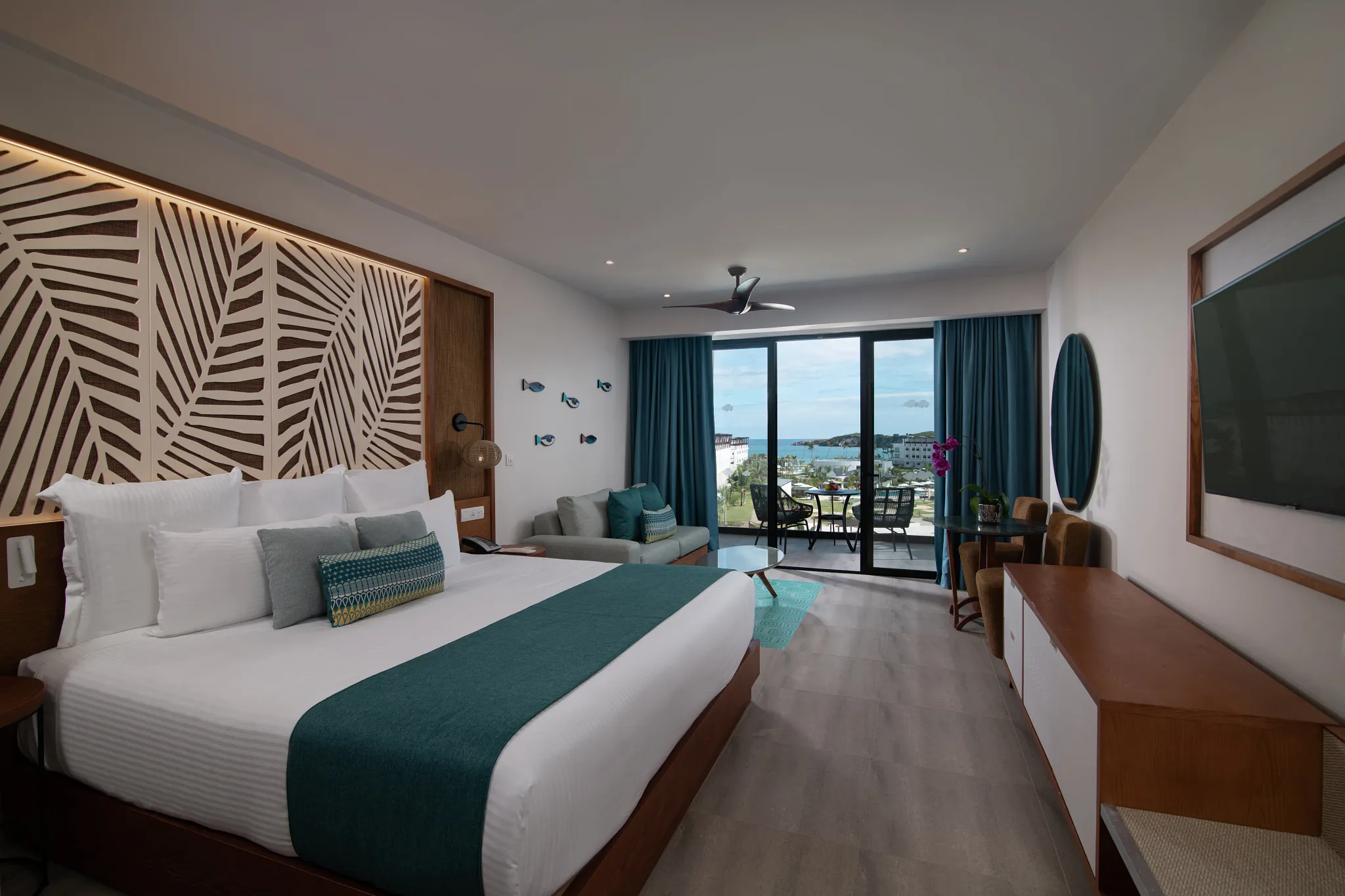 Preferred Club Junior Suite Ocean View — Dreams Macao Beach