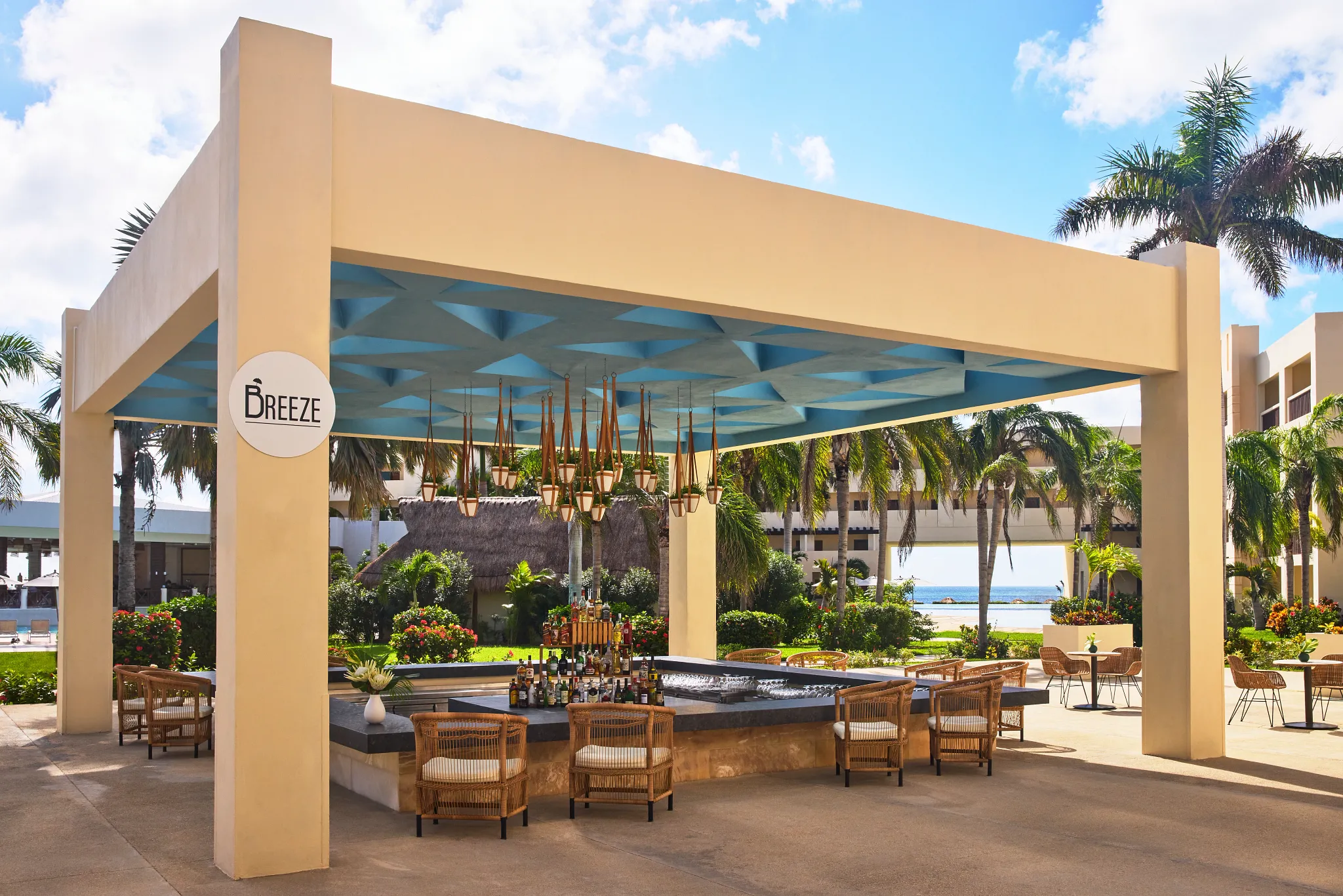 Hyatt Ziva Riviera Maya Breeze Outdoor Bar